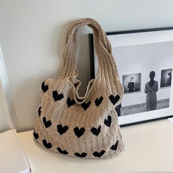 Heart Knit Tote Bag - Picture 1 of 3